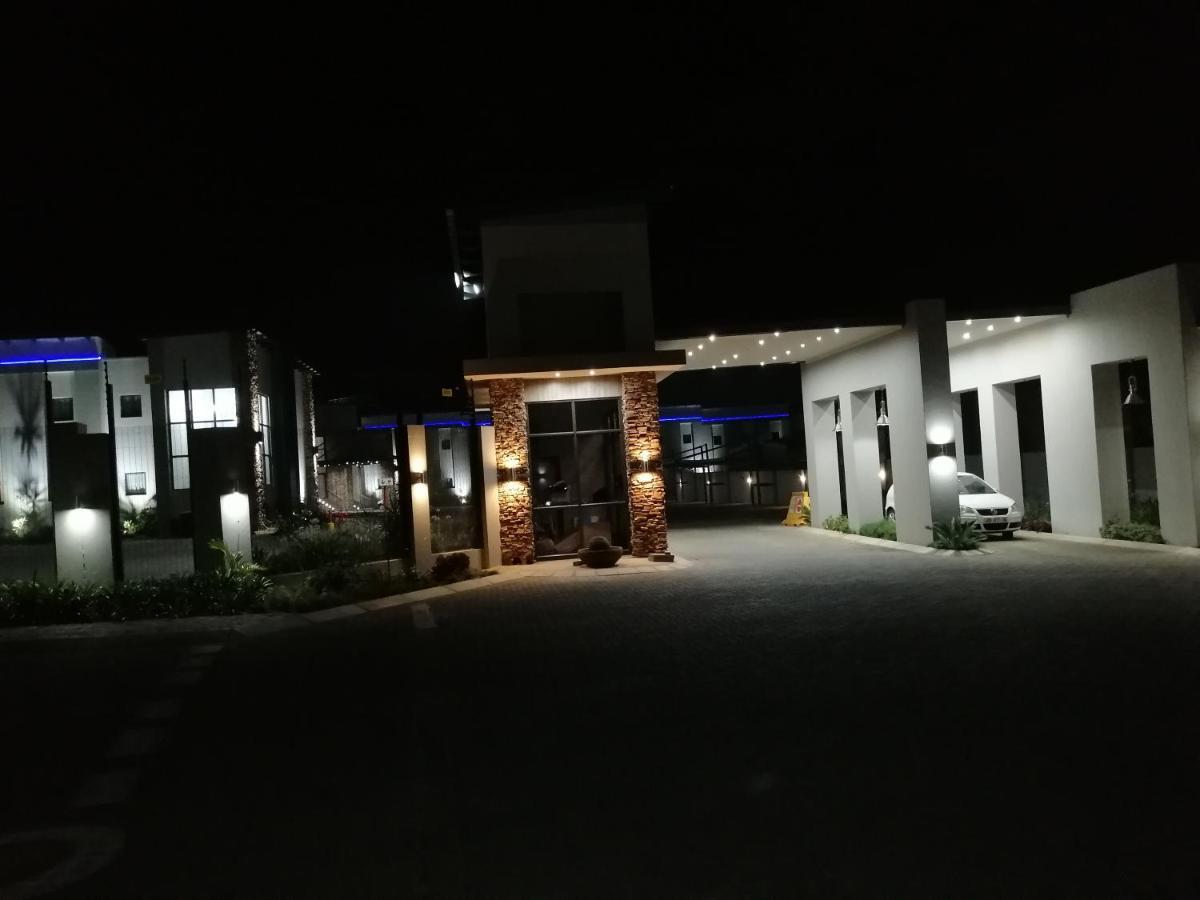 King'S Palace Hotel Rustenburg Zewnętrze zdjęcie