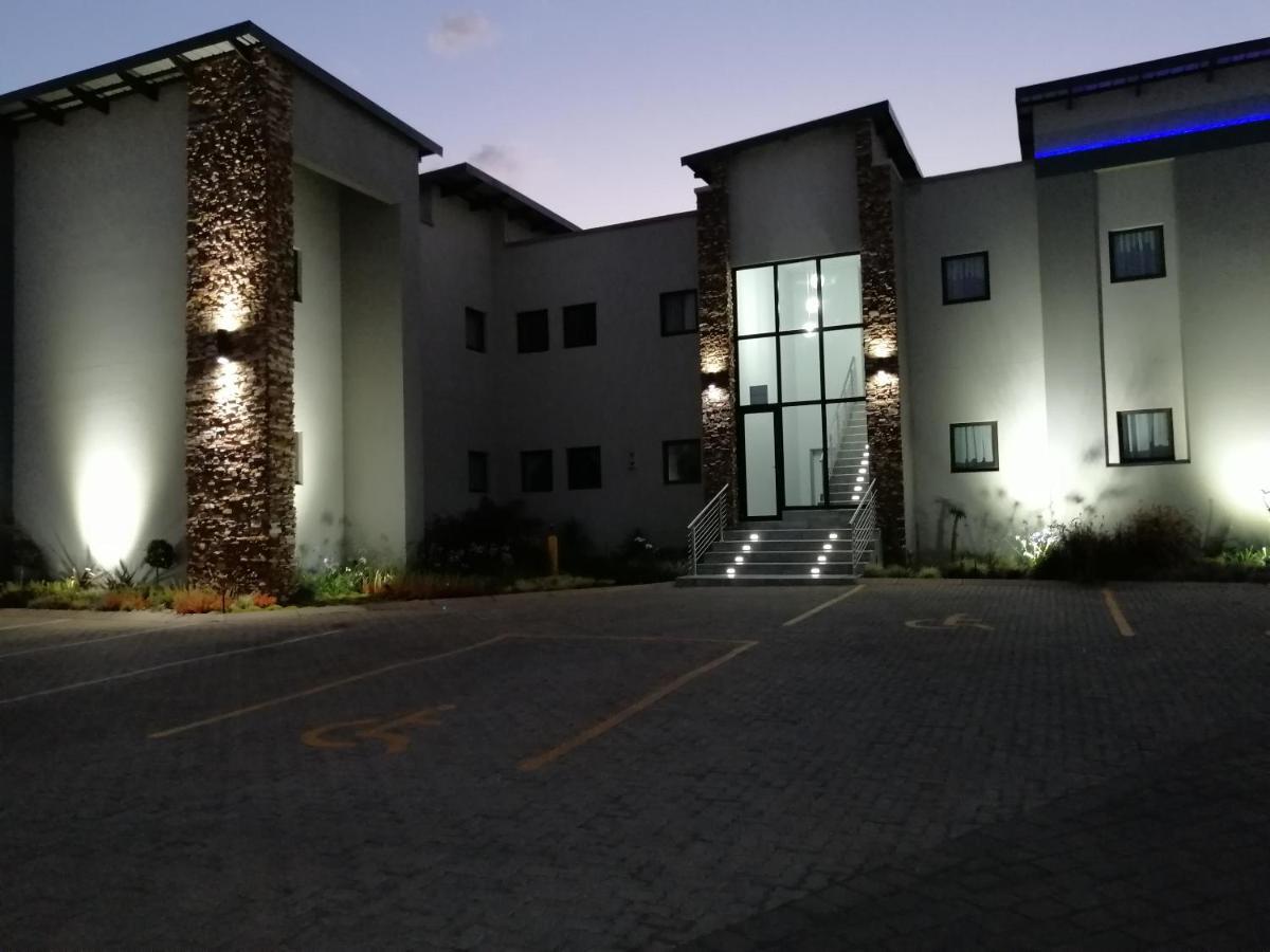 King'S Palace Hotel Rustenburg Zewnętrze zdjęcie